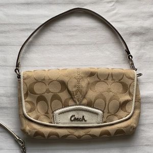 Coach wristlet clutch